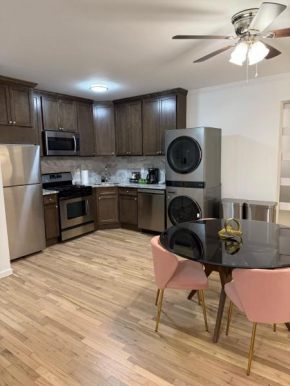 Luxury Boutique Home - 4 Beds 1 Baths 25 minutes to NYC